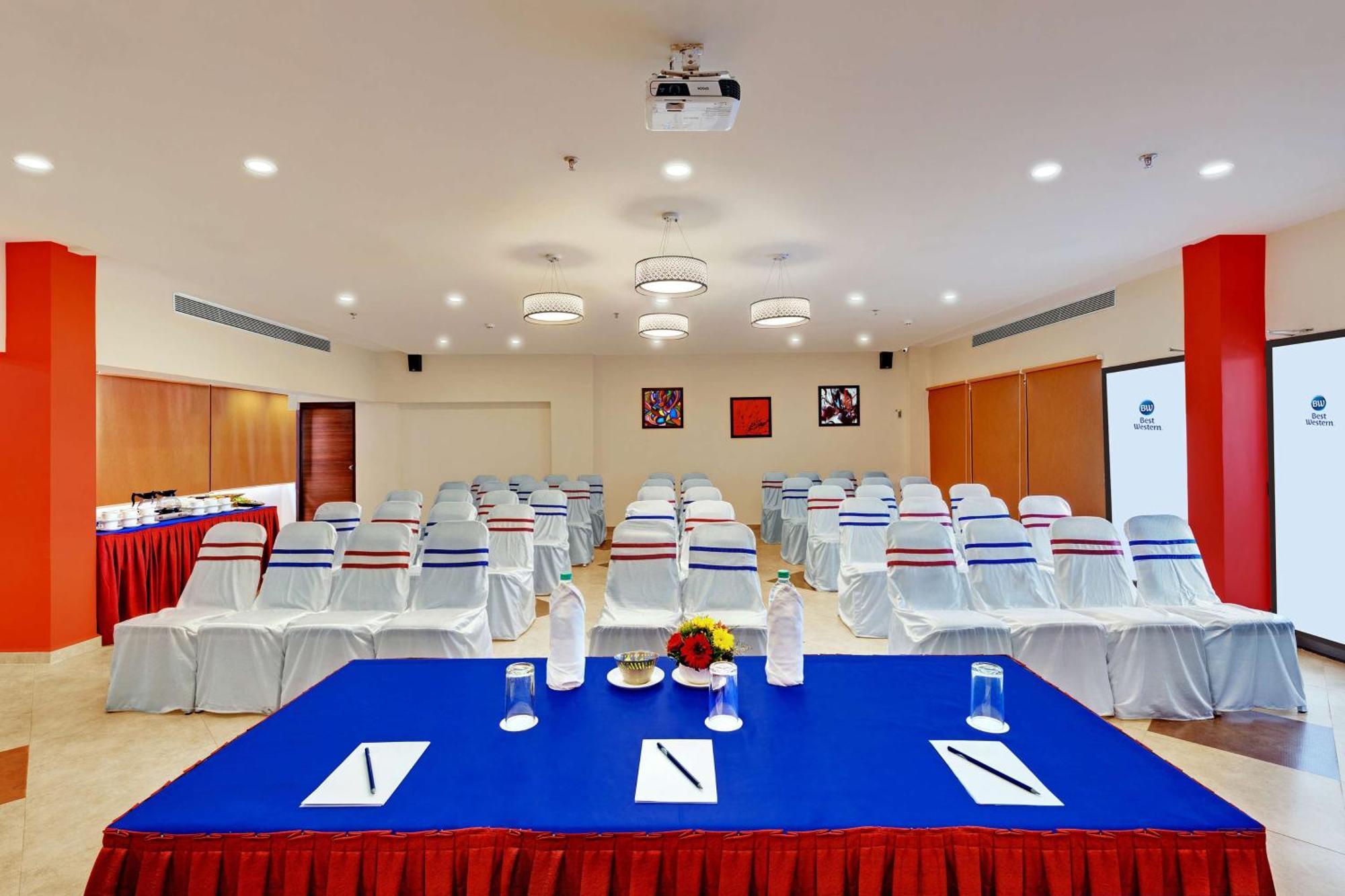 Surestay Plus By Best Western Amritsar Eksteriør billede