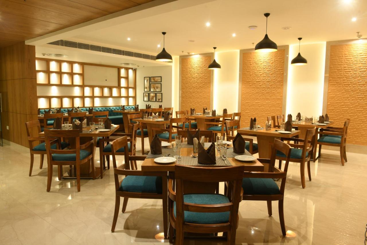 Surestay Plus By Best Western Amritsar Eksteriør billede