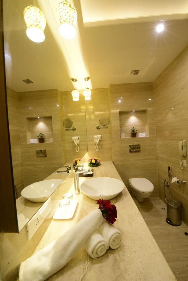 Surestay Plus By Best Western Amritsar Eksteriør billede