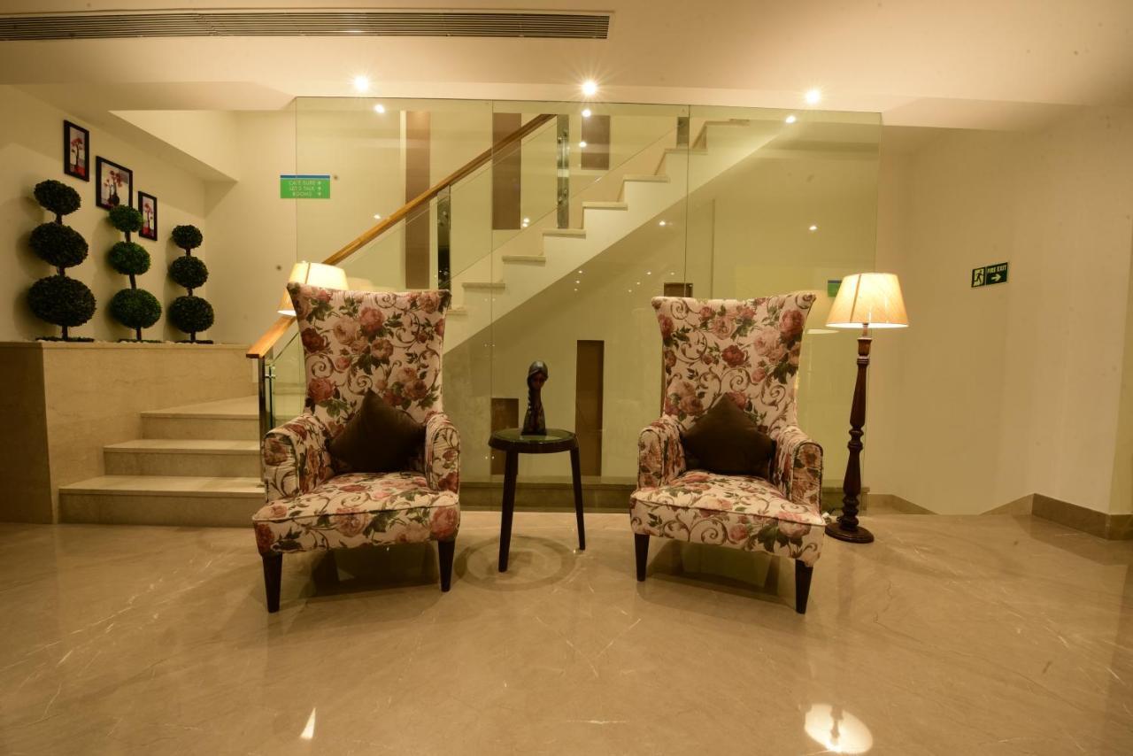 Surestay Plus By Best Western Amritsar Eksteriør billede